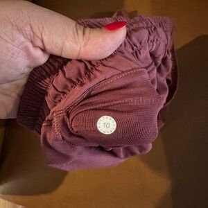 Lululemon Hotty Hot Short 4"